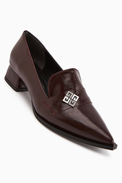 Limoya حذاء جاكلين بوردو نسائي ذو كعب منخفض ومقدمة مدببة