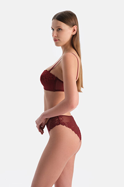 Dagi Burgundy Lace Detailed Bra