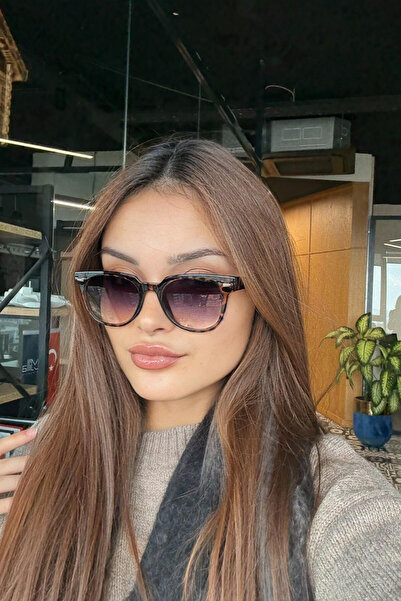 Butik LEOPARLI KARE GÜNEŞ GÖZLÜĞÜ