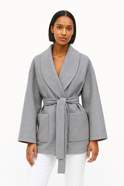 Glowear Atelier Gray Shawl Collar Jacket with Embroidered Belt