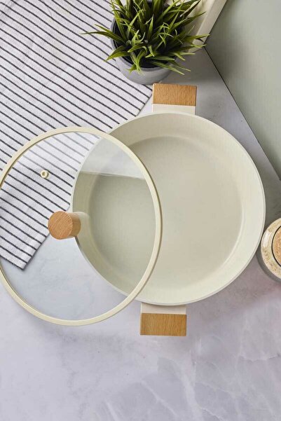 PerottiHome Cookwood Beige Induction Base Ceramic Flat Pot with Wooden Handle and Lid 24 cm
