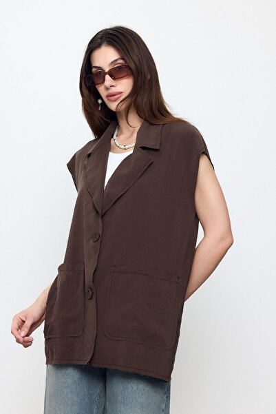 SHERIN Кафяво прекалено голямо жилетче с детайли от шевове