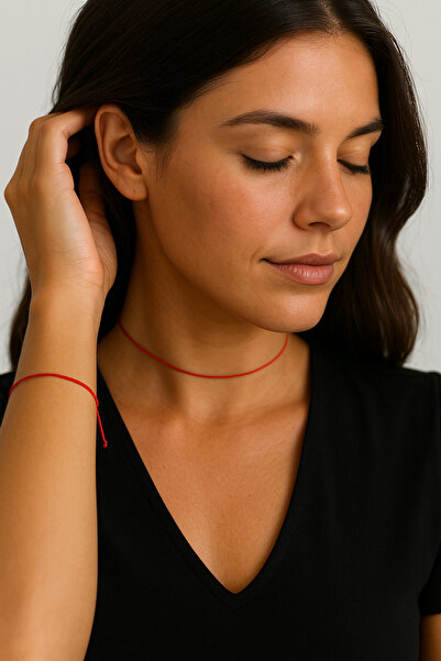 Sacce Scarves&Accessories Ayarlanabilir Kırmızı İp Kolye Choker ve Bileklik Takımı