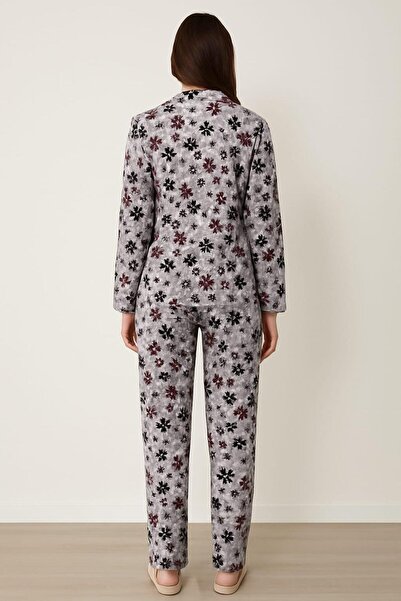 Pemilo Women's 02269 Front Buttoned Suede Pajama Set Gray