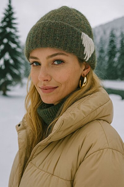 Trend Şapka 14813 Çizgi Nakış Detaylı Yeşil Bere