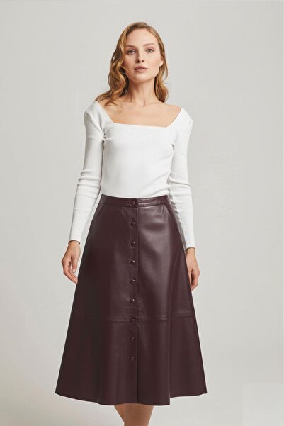 Deriderim Burgundy Women's Unlined Front Snap Closure Flared Long Genuine Leather Skirt