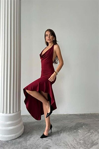 Dipmoda Γυναικείο ασύμμετρο φόρεμα με στρίφωμα Λεπτομέρεια με αξεσουάρ DPDF164