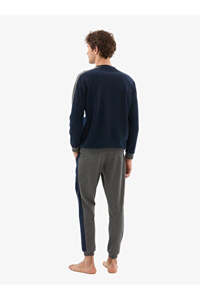 Blackspade Чоловічий темно-синій піжамний комплект – з довгими рукавами, круглим коміром, еластичними манжетами C2T0N804