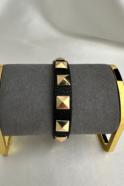 Modex Yellow Metal Staple Detail Leather Bracelet (24cm)