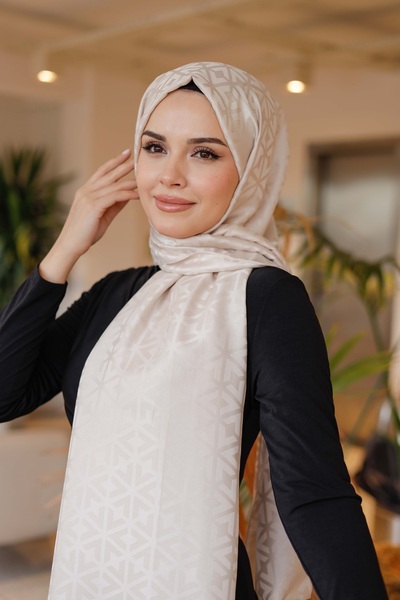 QASSA SHAL CREAM SHAWL