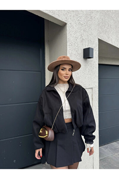 Crystal Life سترة بومبر سوداء اللون