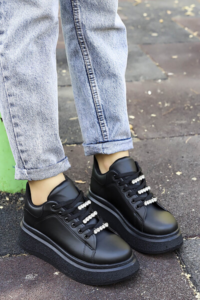 kajal ayakkabı حذاء رياضي MDLN 210 برباط مرصع بالأحجار