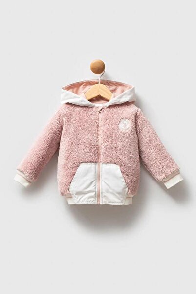 U.S. Polo Assn. Kids معطف طفلة من U.S. Polo Assn طراز USB2746