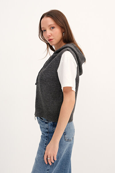 Addax Hooded Knitwear Vest Y3478