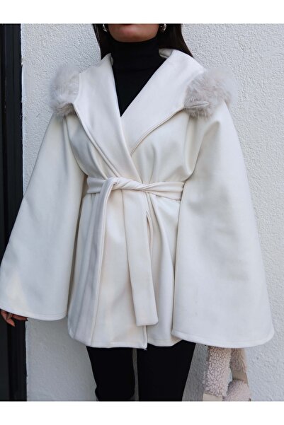 ESRAHELVACI Fur Hooded Poncho