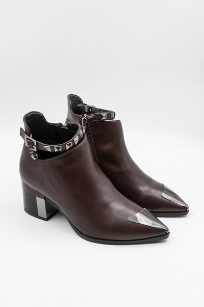 KRISTE BELL Kristebell Imported Accessory Detailed Heeled Classic Boots 2551 - Brown - 36