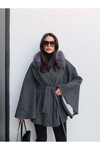 ESRAHELVACI Fur Hooded Poncho