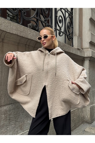 Tubik Women's Double Pocket Hooded Wound Arm Boucle Coat