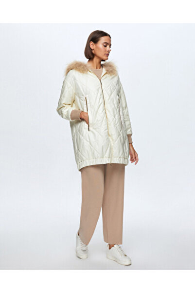 MISS DALIDA T24K-8015 Baklava Dilimli Kürklü Mont ECRU