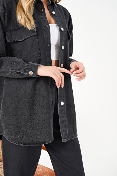 MİA NOURA Cămașă din denim pentru femei, cu mărgele brodate pe față și pe mâneci