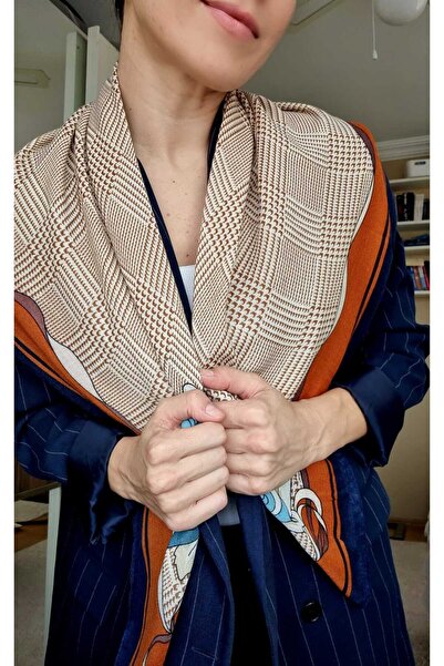 İNİTİUM 90*90 Kazayağı Desenli Fular