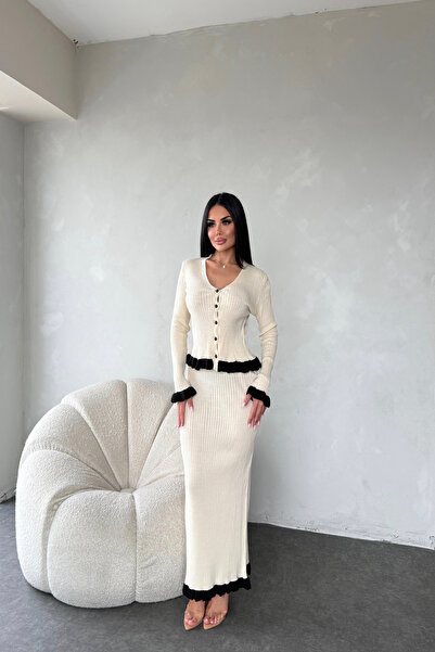 LİLA İSTANBUL Σετ δύο τεμαχίων πλεκτών ενδυμάτων Premium με μανίκια και φούστα με βολάν με λαιμόκοψη σε σχήμα V