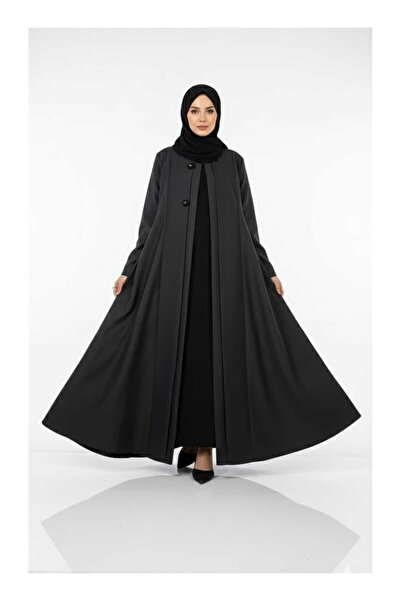 REİNA A distinctive formal-cut abaya made of cool linen with black crystals.
