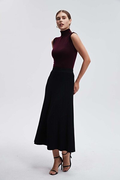 Livia Plain Ribbed Midi Skirt