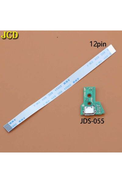 JCD JDS-055 لوحدة تحكم PS4 بمنفذ شحن USB ولوحة شاحن مع كابل مرن شريطي JDS-001