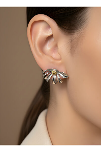 TURBİJ أقراط نسائية فضية اللون بتفاصيل على شكل أوراق الشجر |   أقراط أنيقة ذا...