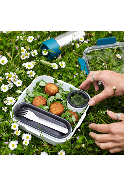 Black Blum Black+Blum BAO-BA005 Recipient alimentar, 1 l, compartiment interior, fără BPA, lavabil în mașina de spălat vase, alb/albastru