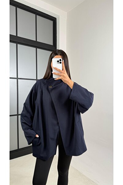 Gaus Lacivert Dik Yaka Cepli Astarlı Asimetrik Tasarım Trençkot GAUS-00476