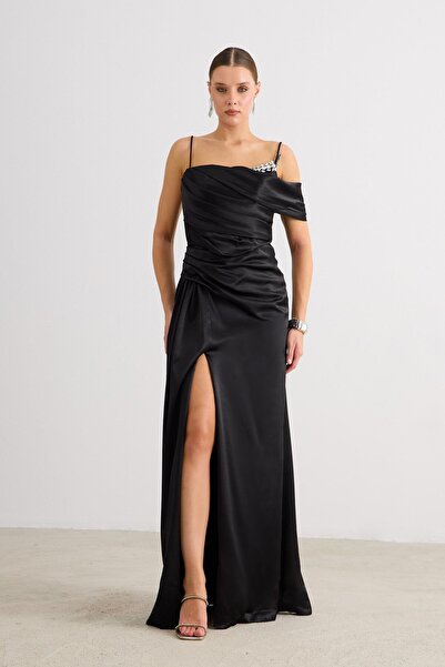 Carmen Siyah Askılı Saten Abiye Elbise