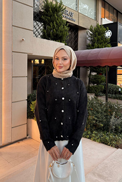 LOCCO Women's Stone Flower Buttoned Cardigan Black