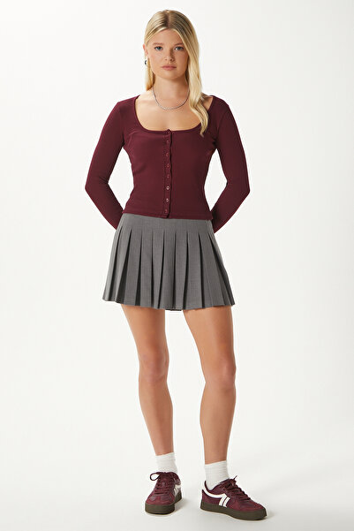 Ritnice Women's Jesse U-Neck Buttoned Long Sleeve Burgundy Ribbed Cotton Blouse