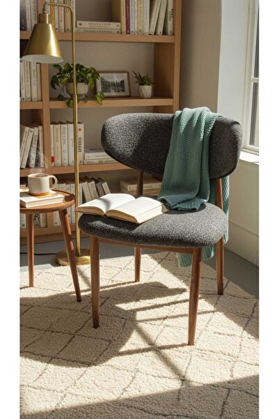 DEC49 Luxurious single boucle chair with a modern design