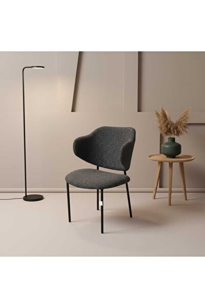 DEC49 Single chair with a modern and elegant design