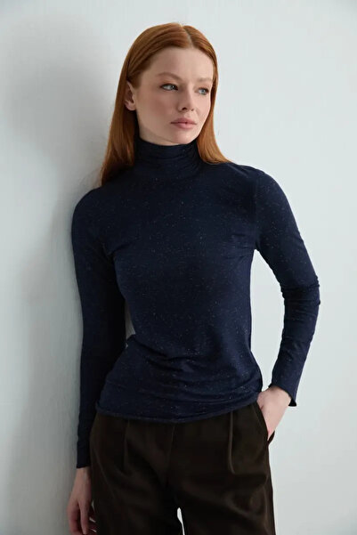 Gusto Turtleneck Cashmere Glitter Blouse - Navy Blue