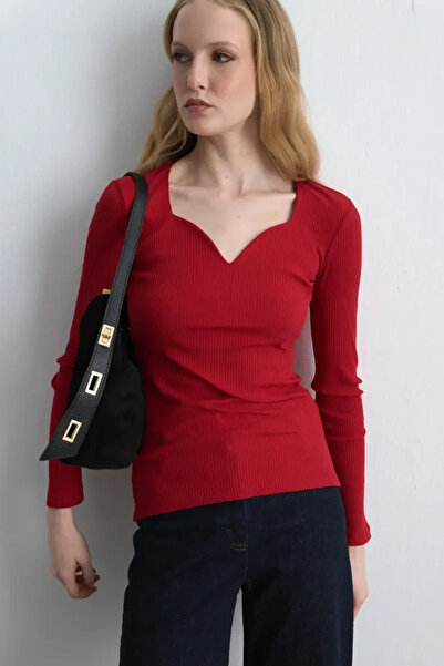 Gusto Heart Collar Cotton Blouse - Red