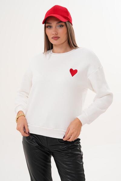 ŞİMAL Women's Heart Embroidered Three Thread Sweatshirt 255008 -