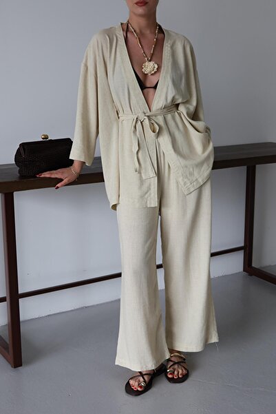 Laluvia Yellow Belt Detailed Suit