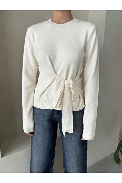 Laluvia Ecru Miusa Front Tie Design Sweater