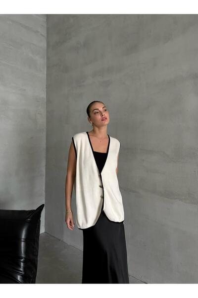 Laluvia Крем-чорний жилет з 4 ґудзиками та прямим кроєм