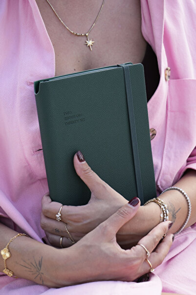 Victoria's Journals Kuka 2026 Daily Agenda A5 (14X21Cm) Flexible Cover Ivory 80Gr.