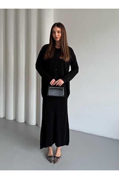 Laluvia Fekete pólógalléros kötöttáru szett szoknyával