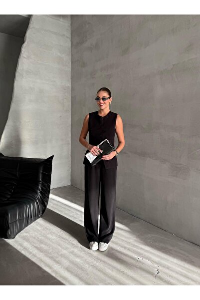 Laluvia Fekete Camille klasszikus gombos mellény nadrág szett