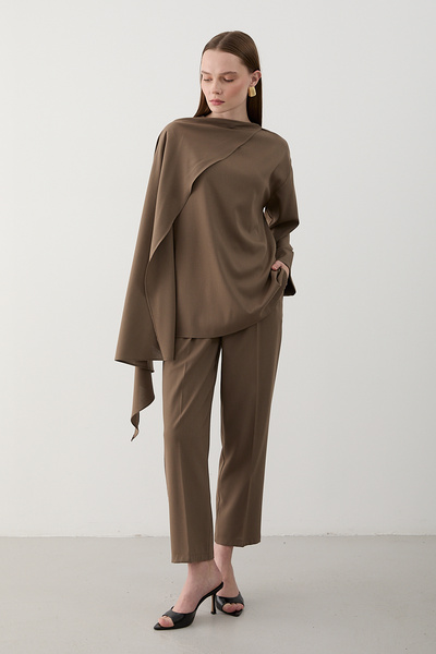 Laluvia Mink Self-Embroidered Blouse and Pants Set - 8752