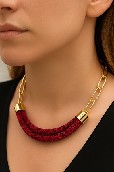 Kutcha Accessories قلادة قصيرة بسلسلة مفصلة منسوجة – مع لمسات ذهبية اللون