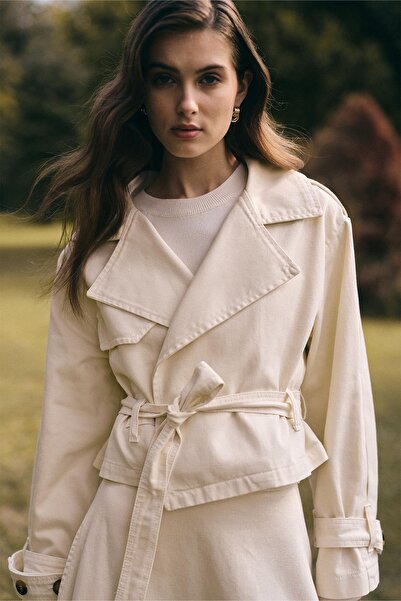 Olcay Waistband Detailed Crop Denim Jacket Ekru 8277