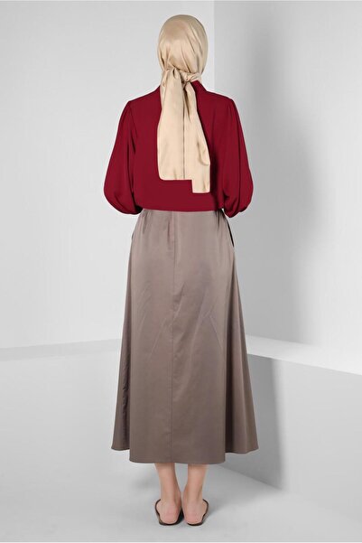 Alvina 43870 Model Blouse with Balloon Sleeve and Button Detail